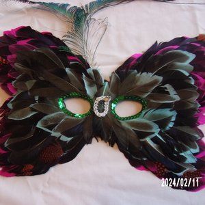 MARDI GRAS FEATHER MASK